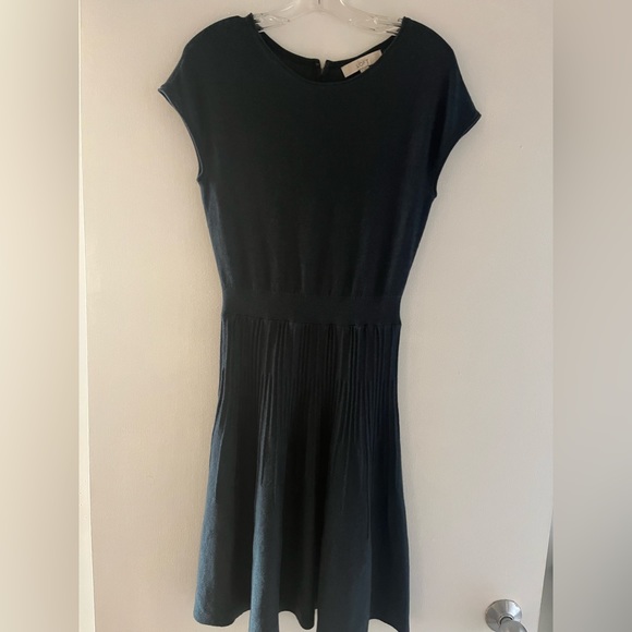 LOFT Pleated Wool Blend Fit & Flare Style Sweater Dress, Size Small - Picture 4 of 7
